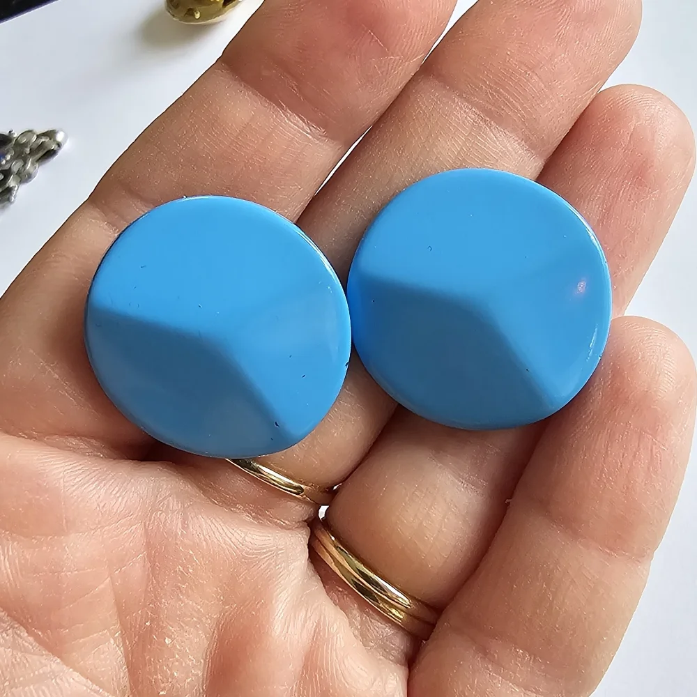 Vintage earrings clip on sky blue plastic cabochons retro